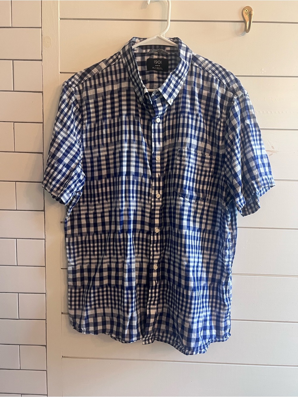 1901 Men's Navy and White Gingham Short-Sleeve Button-Down Shirt